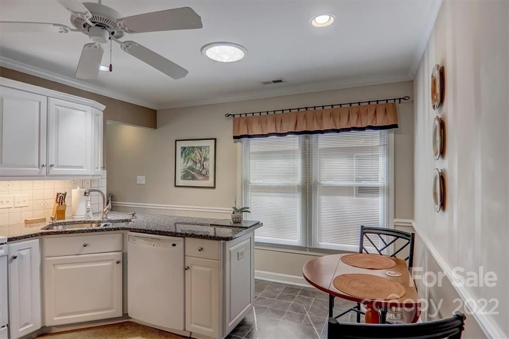 25 Creekside Way Asheville NC 28804