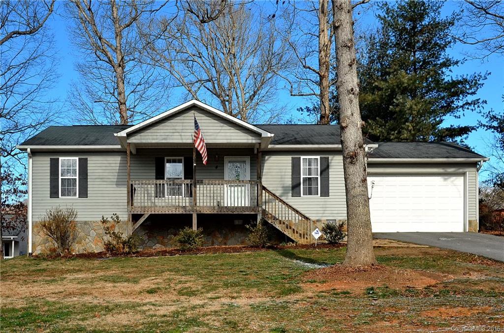 4 Barclay Road Candler NC 28715