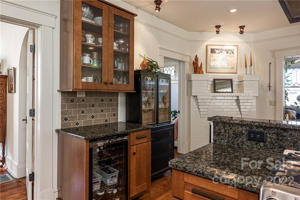 7 Oak Park Road Asheville NC 28801