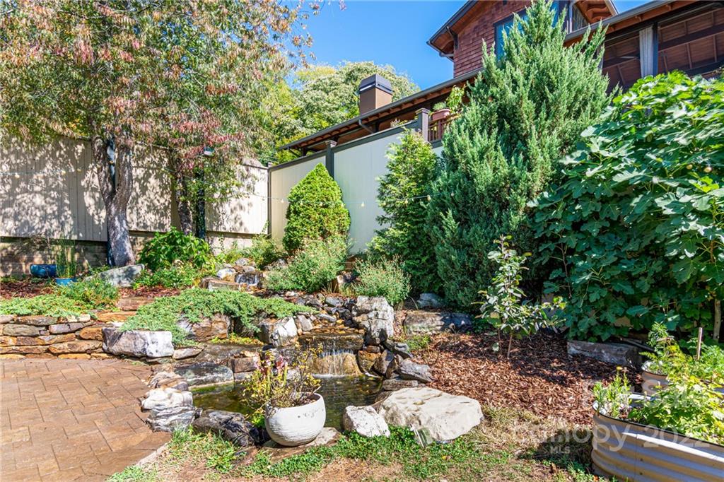 7 Oak Park Road Asheville NC 28801