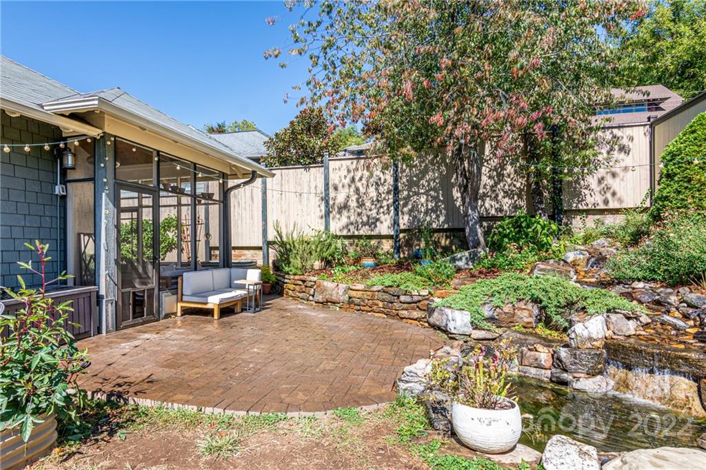 7 Oak Park Road Asheville NC 28801