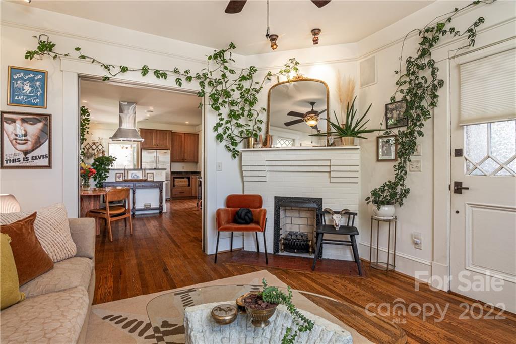 7 Oak Park Road Asheville NC 28801