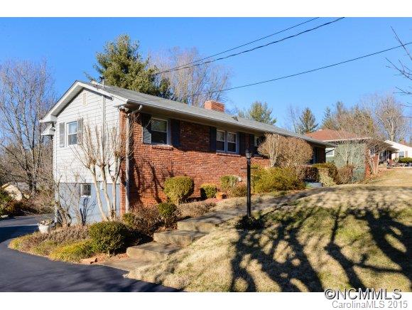 20 Deanwood Circle Asheville NC 28803