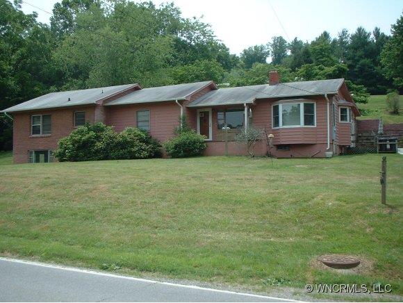 2414 Old Clyde Road Clyde NC 28721