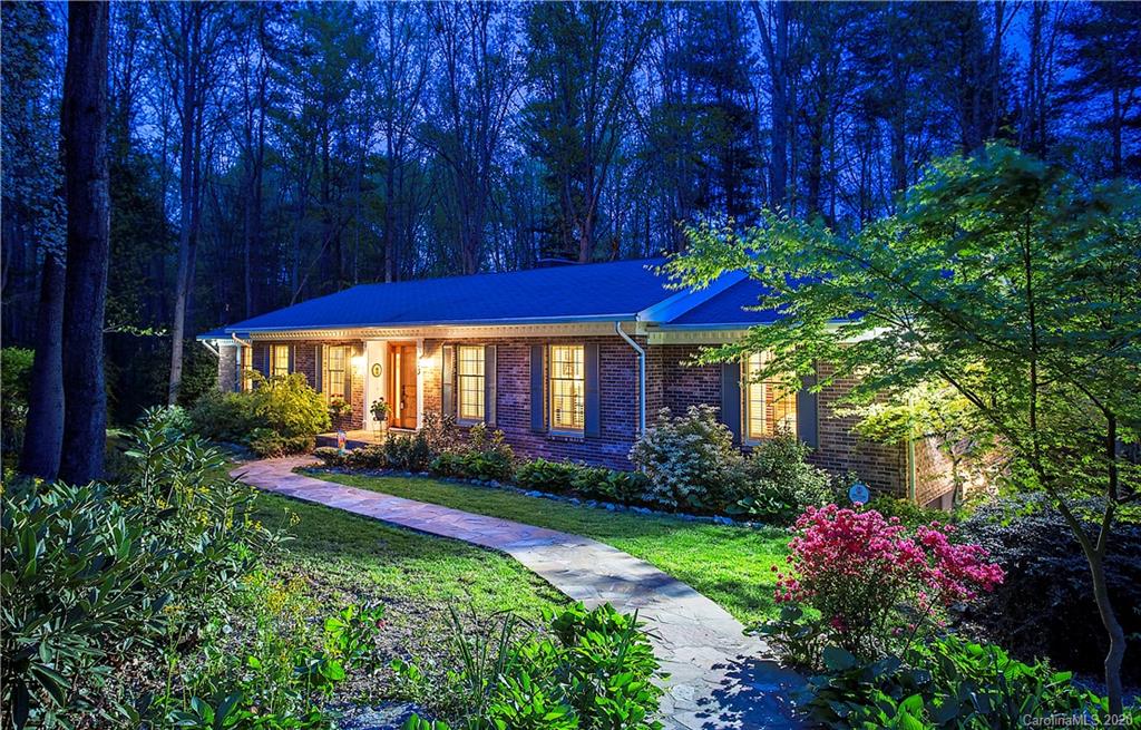 23 Glen Cove Road Arden NC 28704