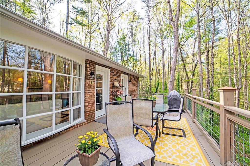23 Glen Cove Road Arden NC 28704