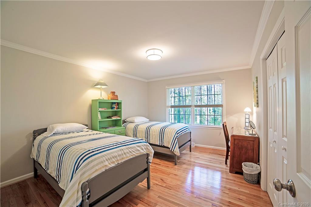 23 Glen Cove Road Arden NC 28704