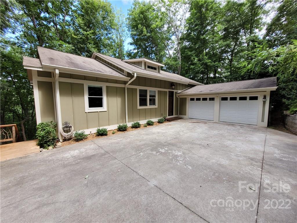 22 Wild Violet Lane Arden NC 28704