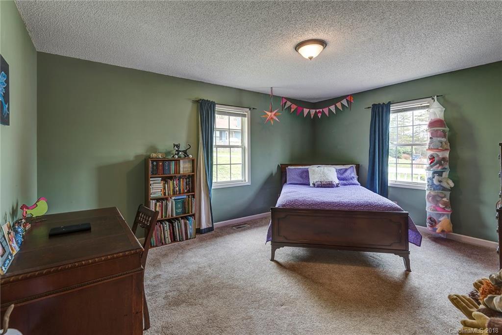 20 Pinerose Drive Weaverville NC 28787