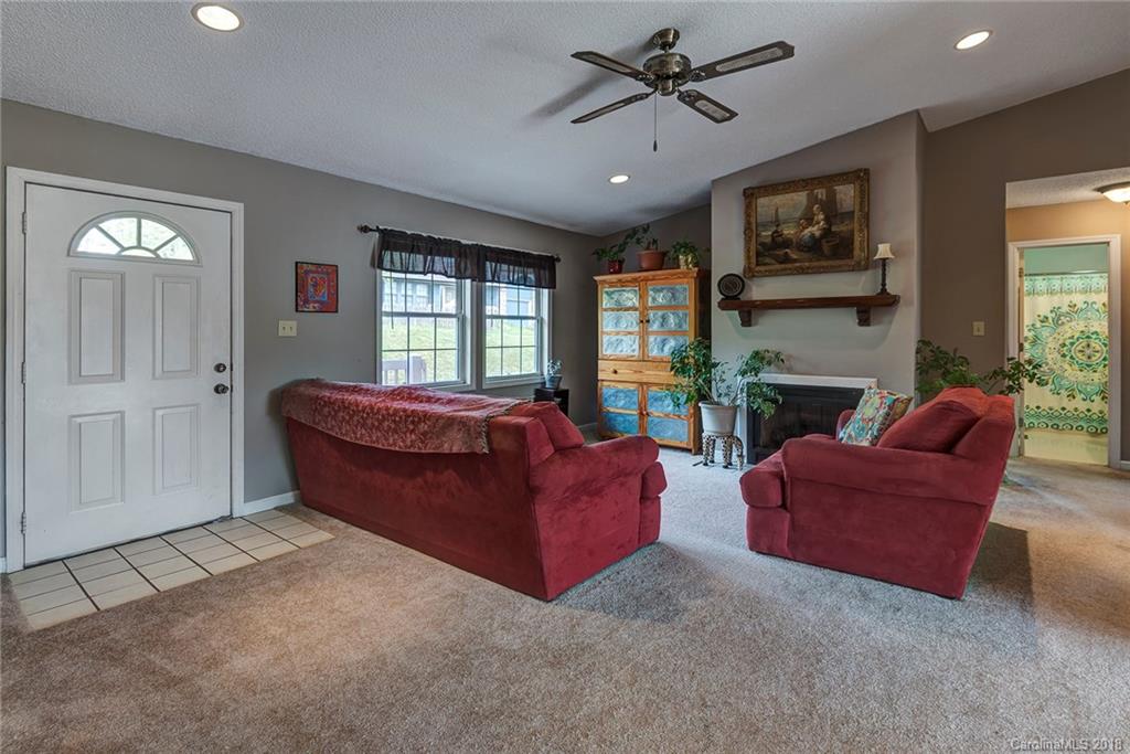 20 Pinerose Drive Weaverville NC 28787