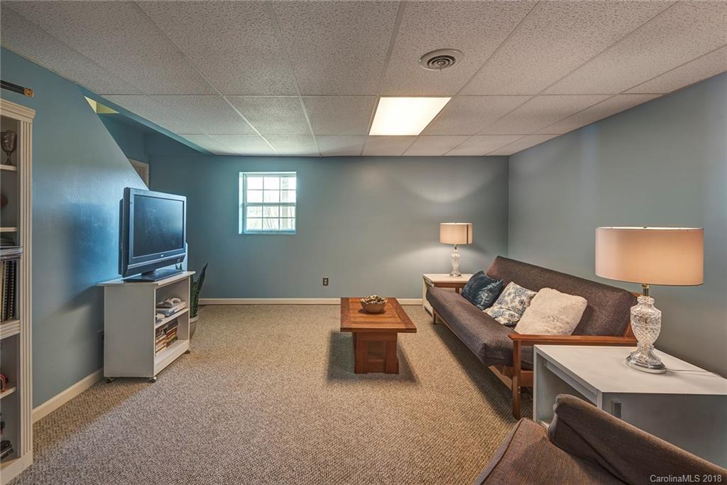 20 Pinerose Drive Weaverville NC 28787