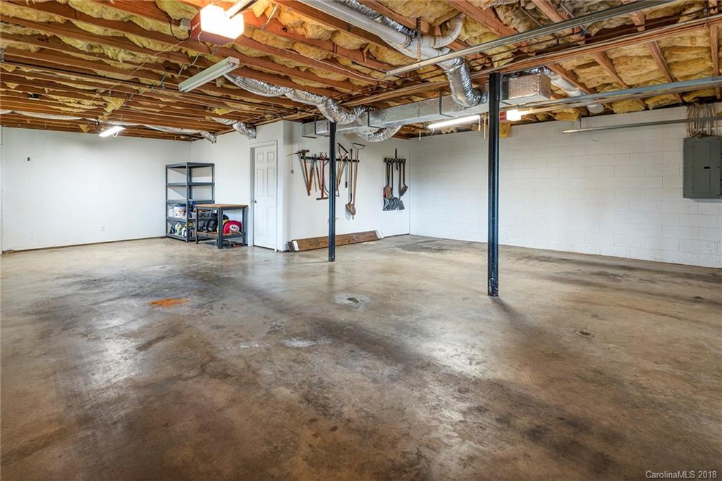 20 Pinerose Drive Weaverville NC 28787
