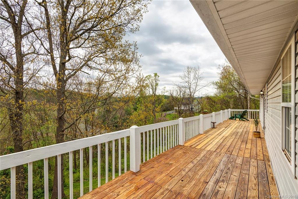 20 Pinerose Drive Weaverville NC 28787