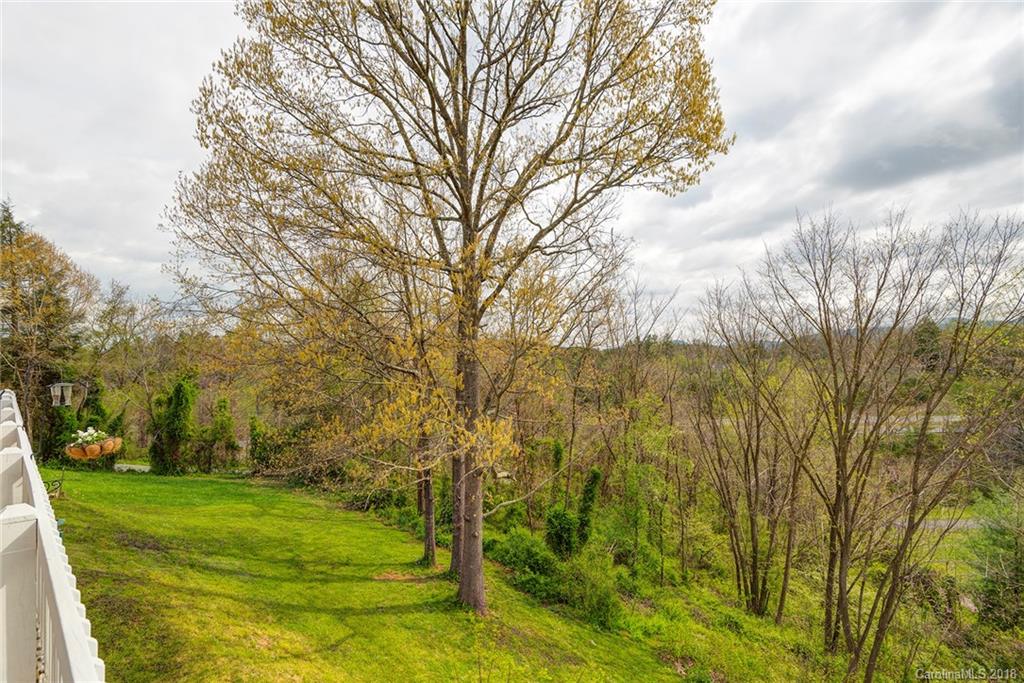 20 Pinerose Drive Weaverville NC 28787