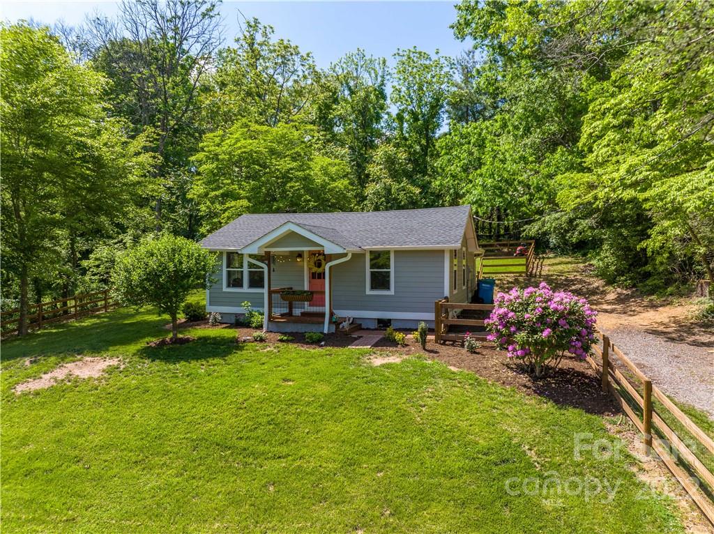 221 Northeast Avenue Swannanoa NC 28778