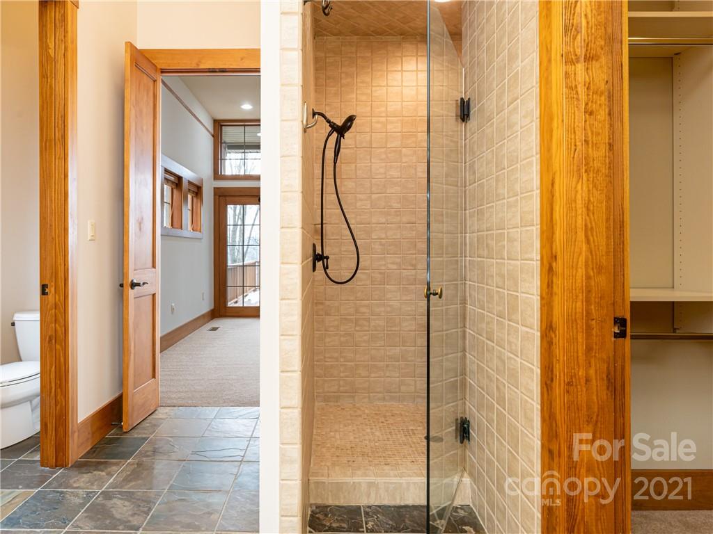 18 Fall Mountain Road Asheville NC 28803