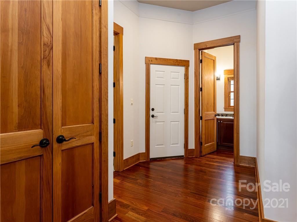 18 Fall Mountain Road Asheville NC 28803