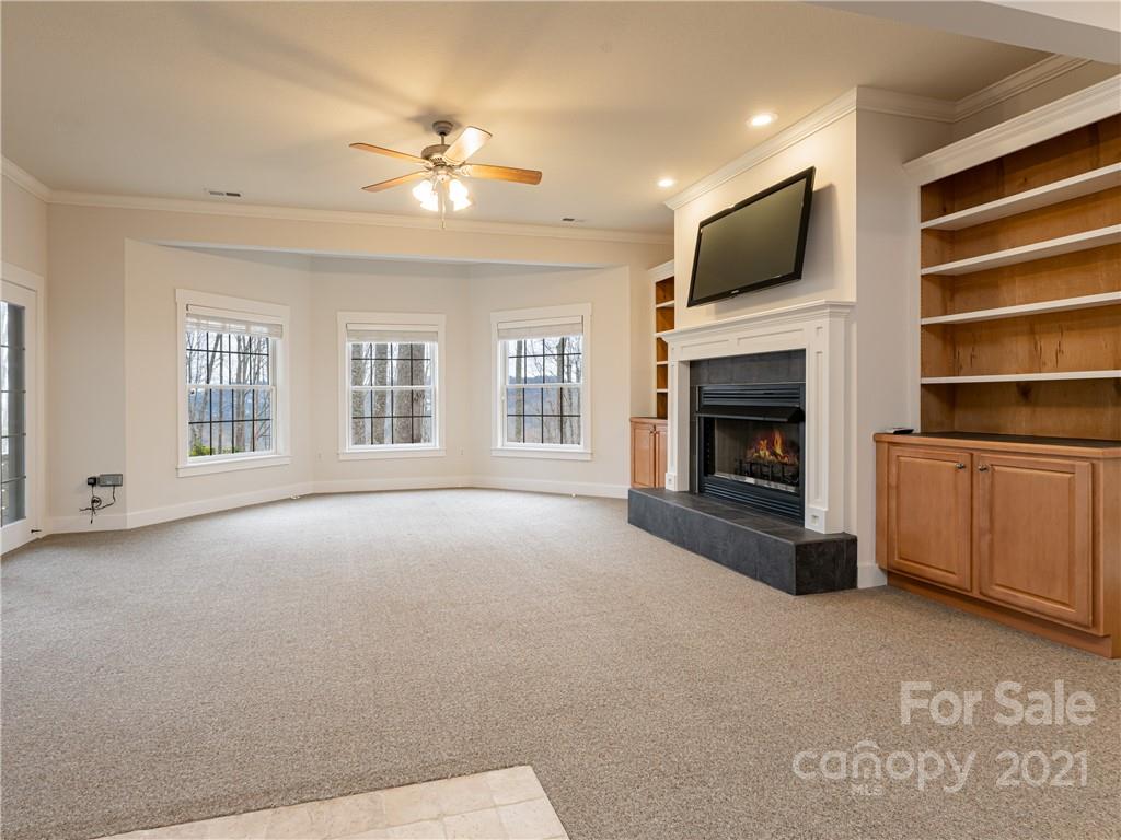 18 Fall Mountain Road Asheville NC 28803