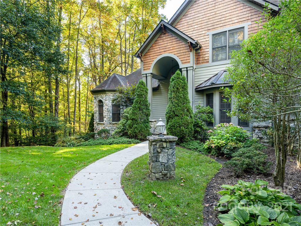 18 Fall Mountain Road Asheville NC 28803