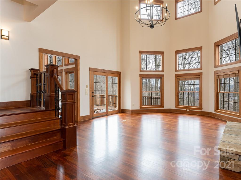 18 Fall Mountain Road Asheville NC 28803