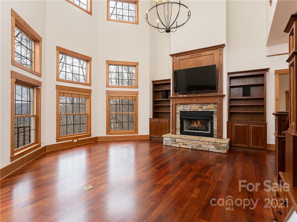 18 Fall Mountain Road Asheville NC 28803