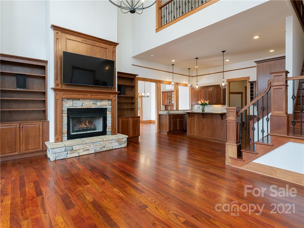 18 Fall Mountain Road Asheville NC 28803