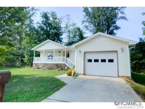 24 Mosers Place Candler NC 28715