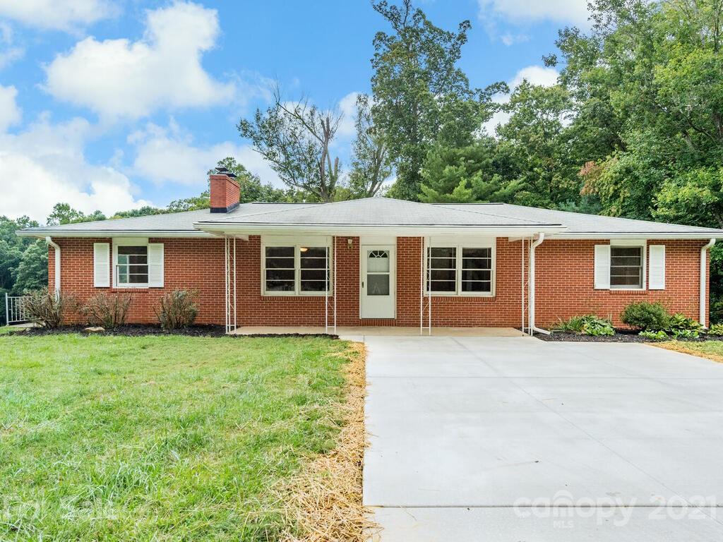 143 Ridge Road Candler NC 28715