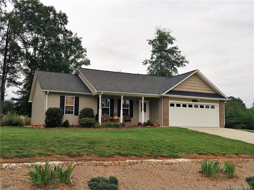 2491 Harvest Drive Hickory NC 28601