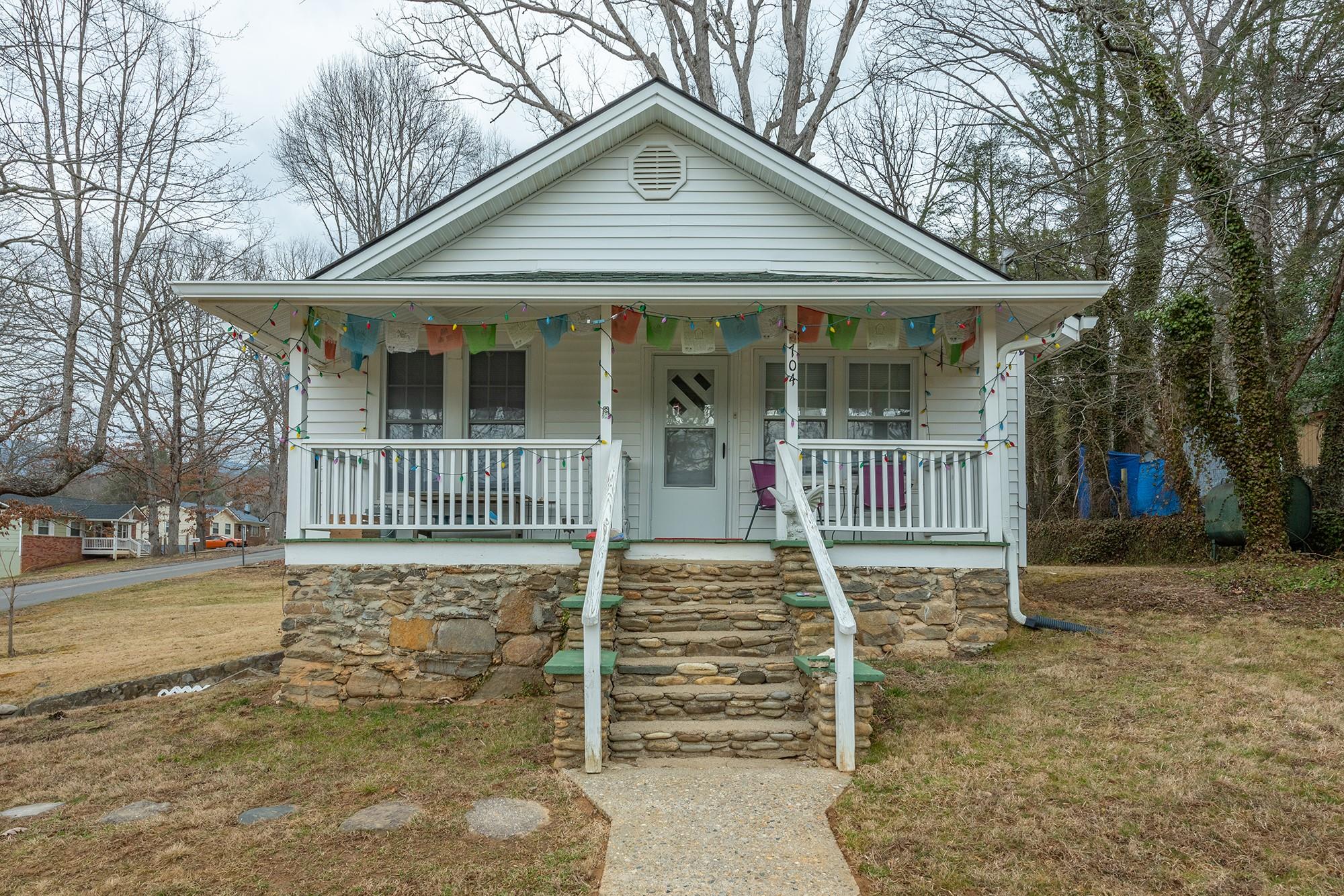 704 9th Street, Black Mountain NC MLS Car3940351 Greybeard Realty
