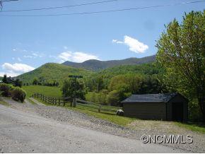 220 Sleepy Hollow Road Burnsville NC 28714