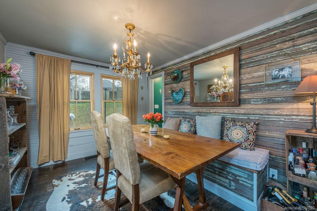 31 Massey Road Asheville NC 28804