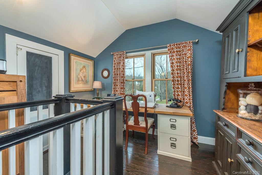 31 Massey Road Asheville NC 28804