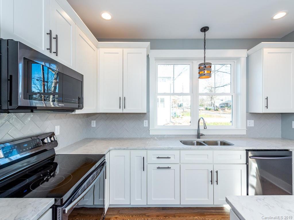 172 Carrier Street Asheville NC 28806