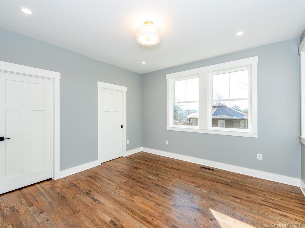 172 Carrier Street Asheville NC 28806