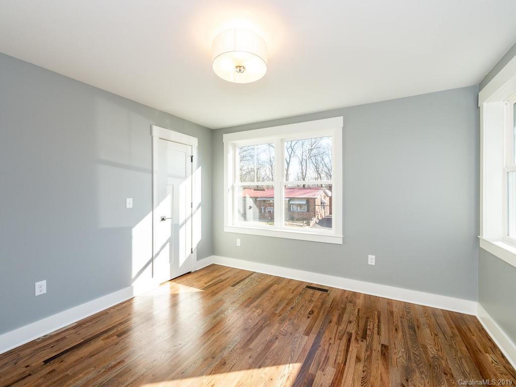 172 Carrier Street Asheville NC 28806
