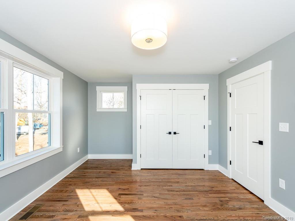 172 Carrier Street Asheville NC 28806