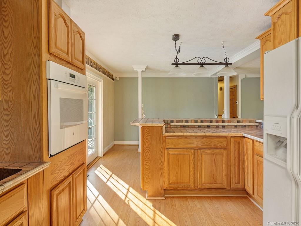 11 Auburndale Drive Asheville NC 28806
