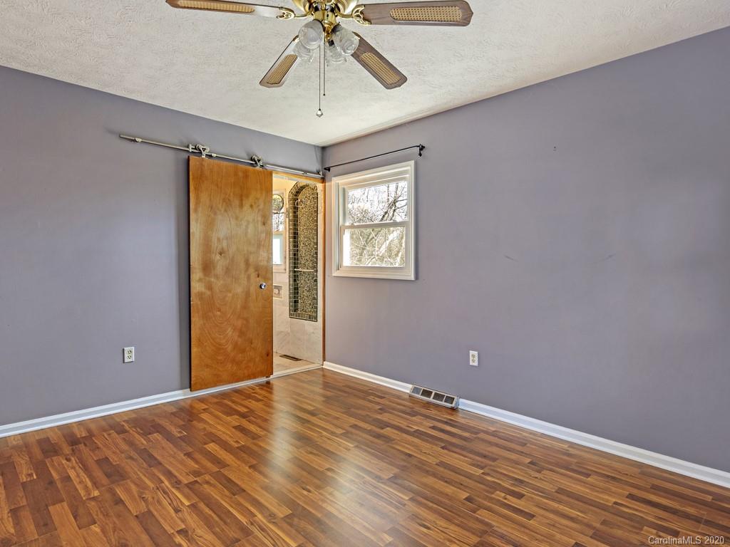 11 Auburndale Drive Asheville NC 28806