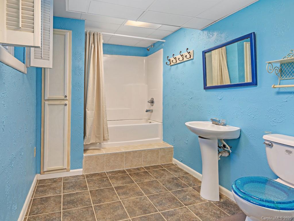 11 Auburndale Drive Asheville NC 28806