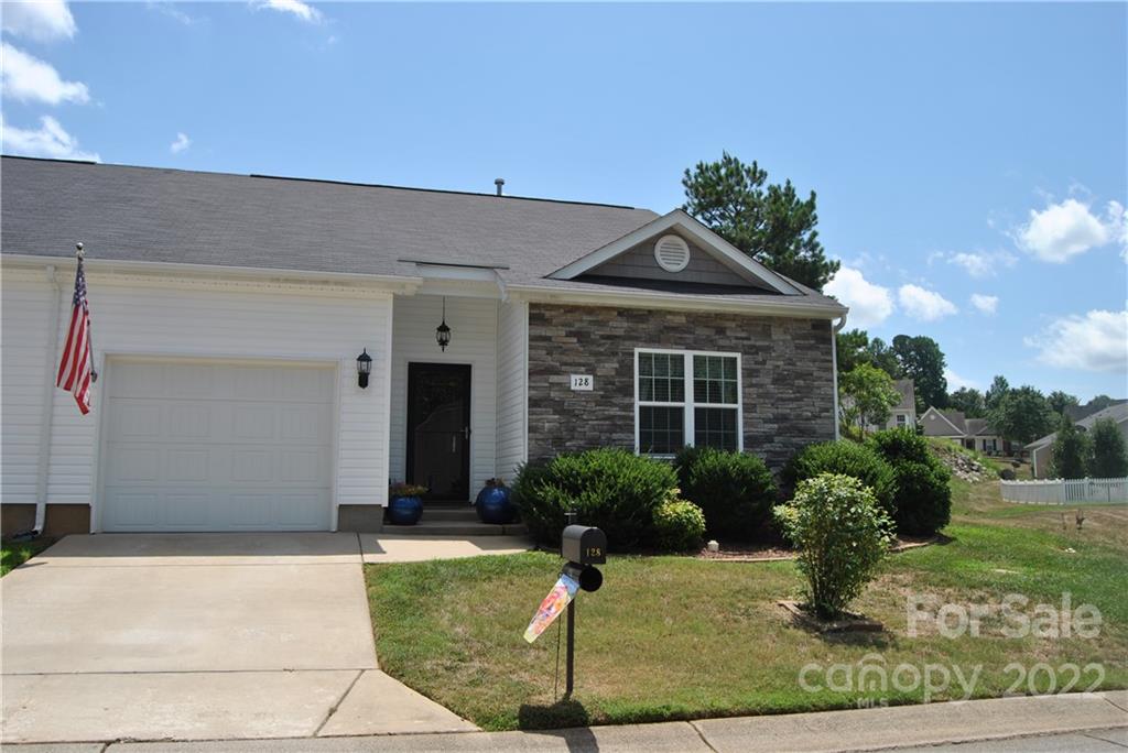 128 Woodbridge Circle Mount Holly NC 28120