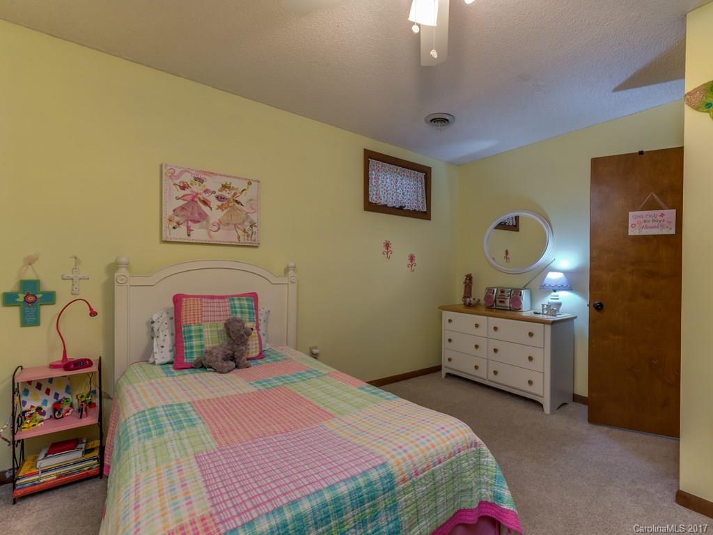 31 Laurel Court Arden NC 28704
