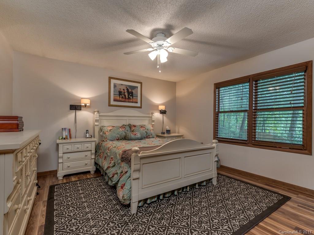 31 Laurel Court Arden NC 28704