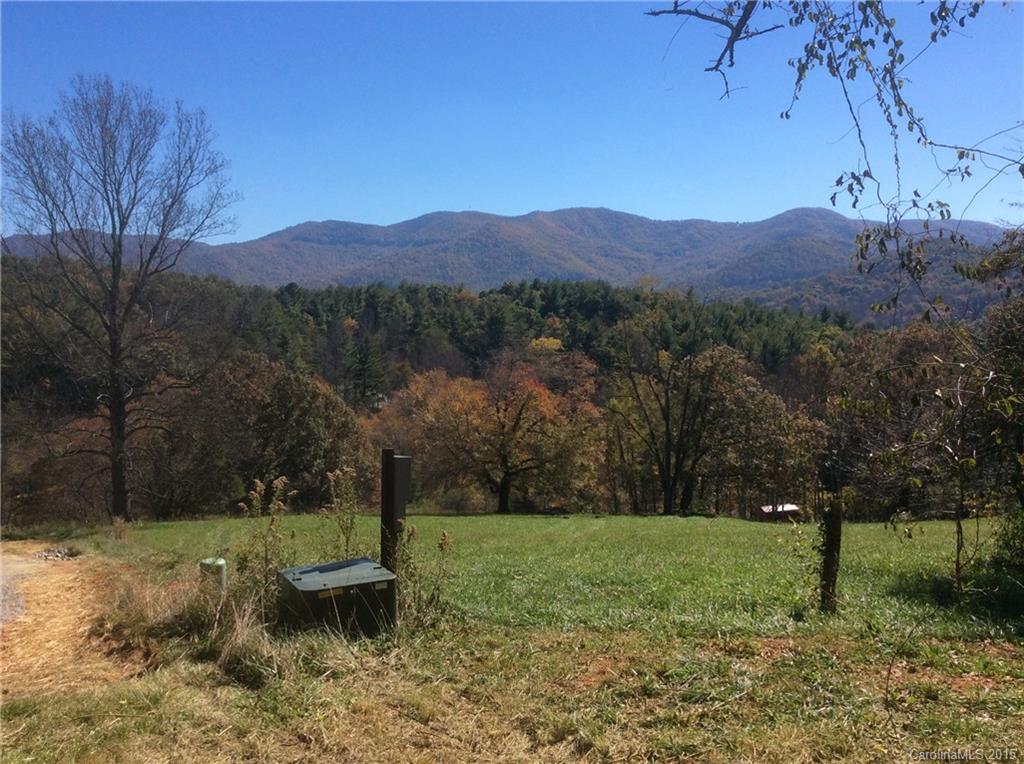 92 Riddle Road Swannanoa NC 28778