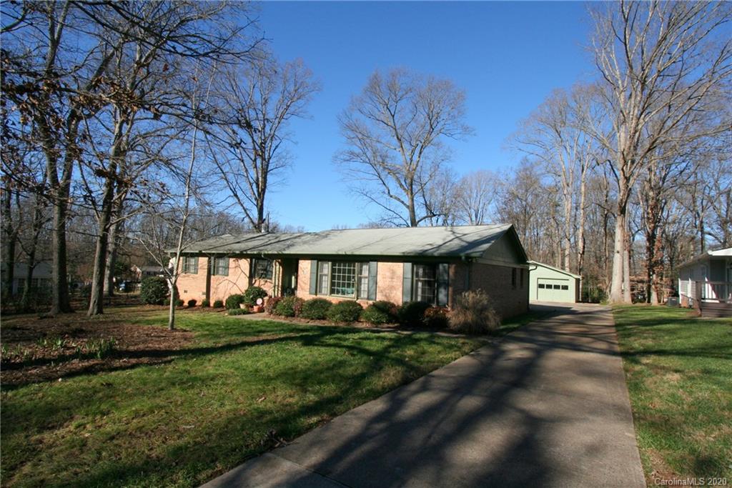 6521 Havenlock Place Charlotte NC 28215