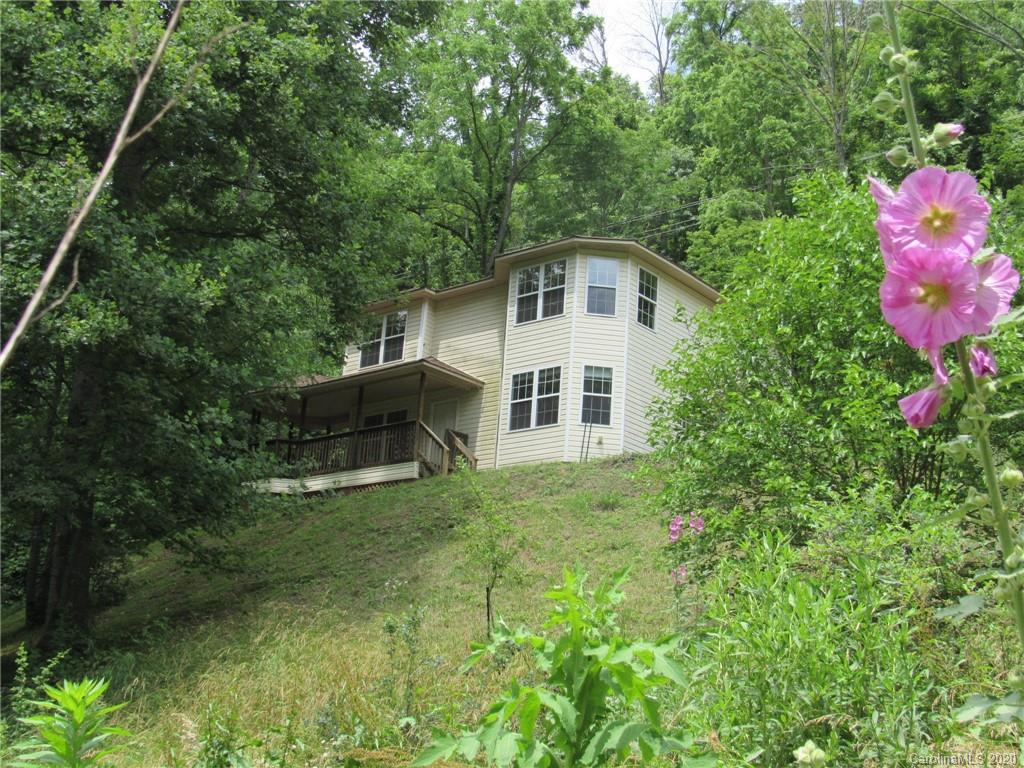 747 Osborne Road Clyde NC 28721