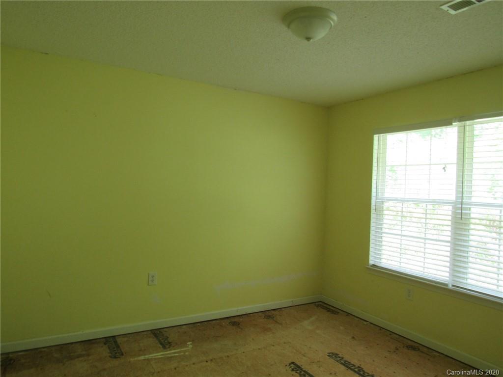 747 Osborne Road Clyde NC 28721