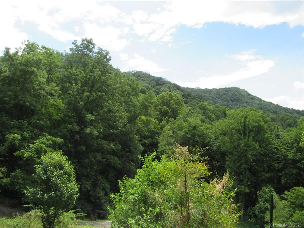 747 Osborne Road Clyde NC 28721