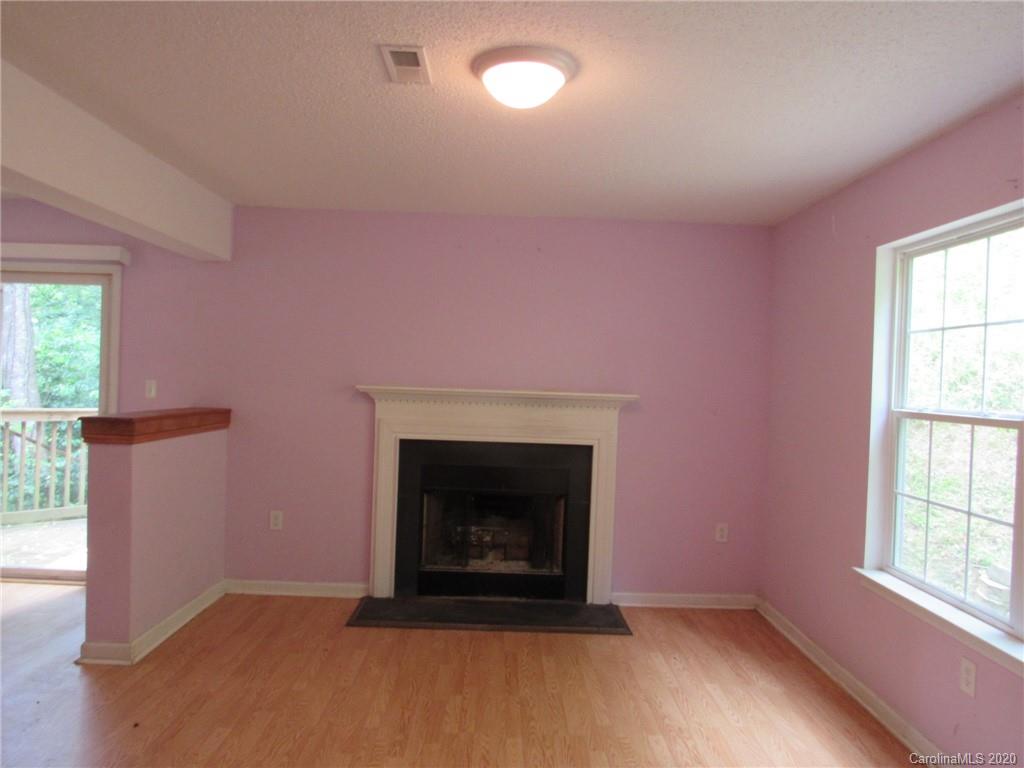 747 Osborne Road Clyde NC 28721