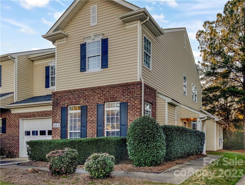 5424 Johnston Mill Court Charlotte NC 28269